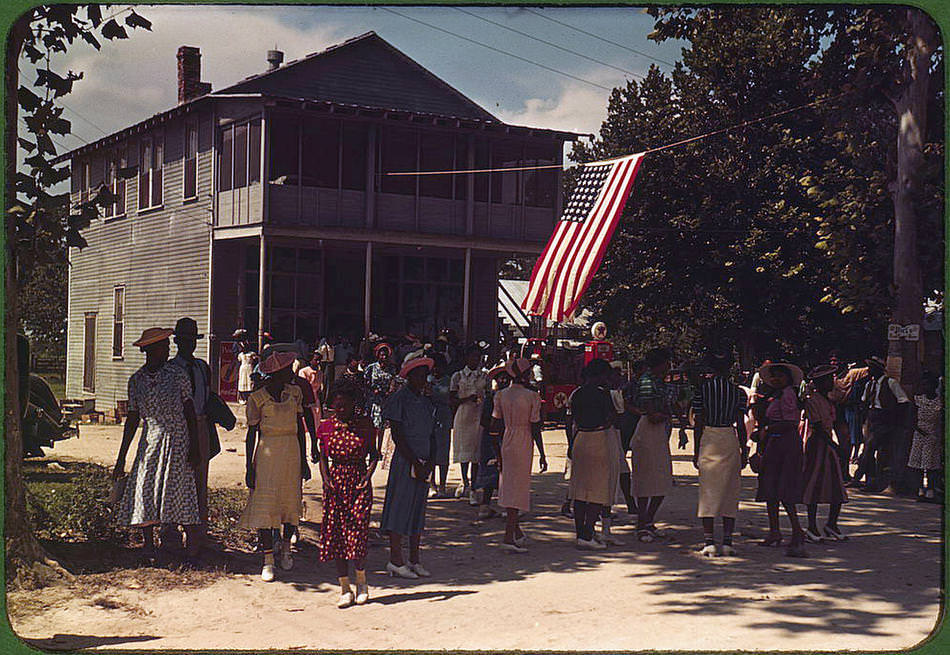 color033.jpg