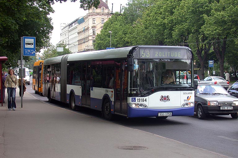 vyZ5iL6.jpg