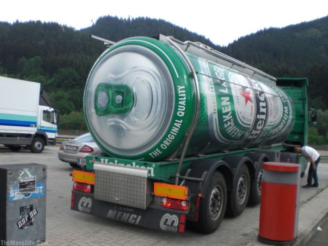 HeinekenTruck.JPG