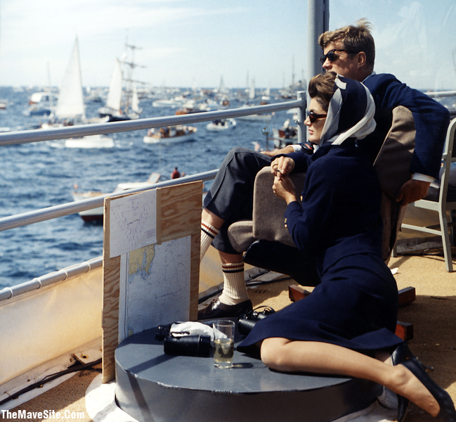 PresidentKennedyAndHisWife.png