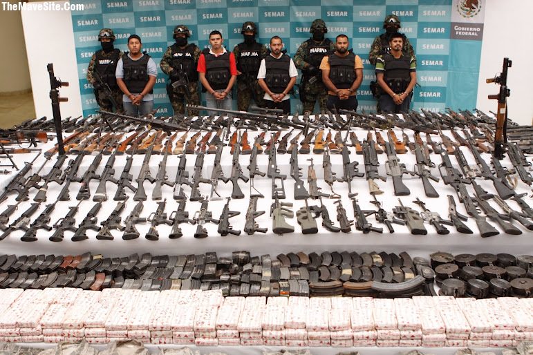 DrugsAndWeaponsConfiscatedFromLosZetas,MexicanGang.jpg