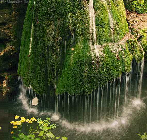 AwesomeWaterfall..jpg