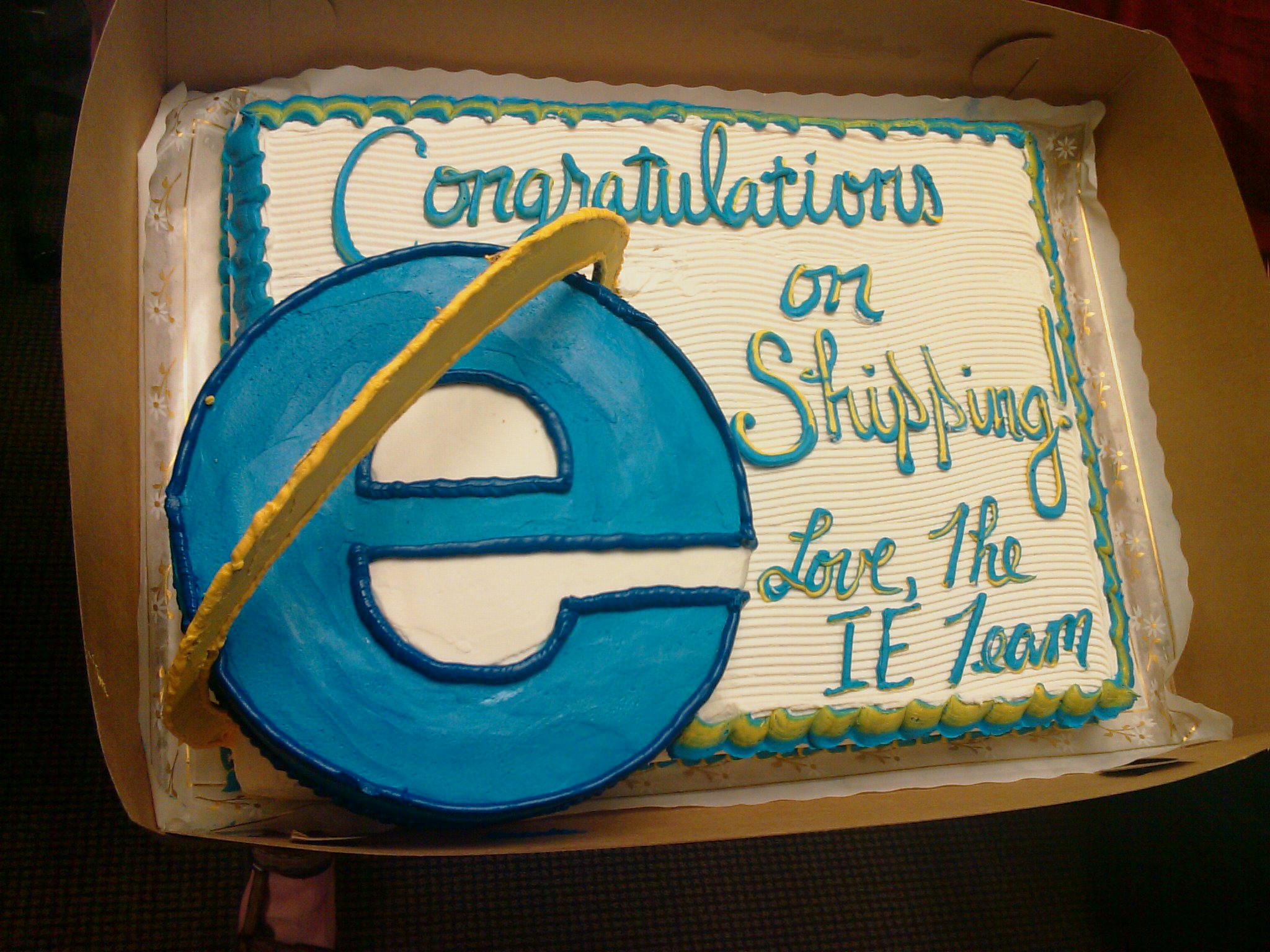 ms-ie-cake-to-mozilla-firefox.jpg