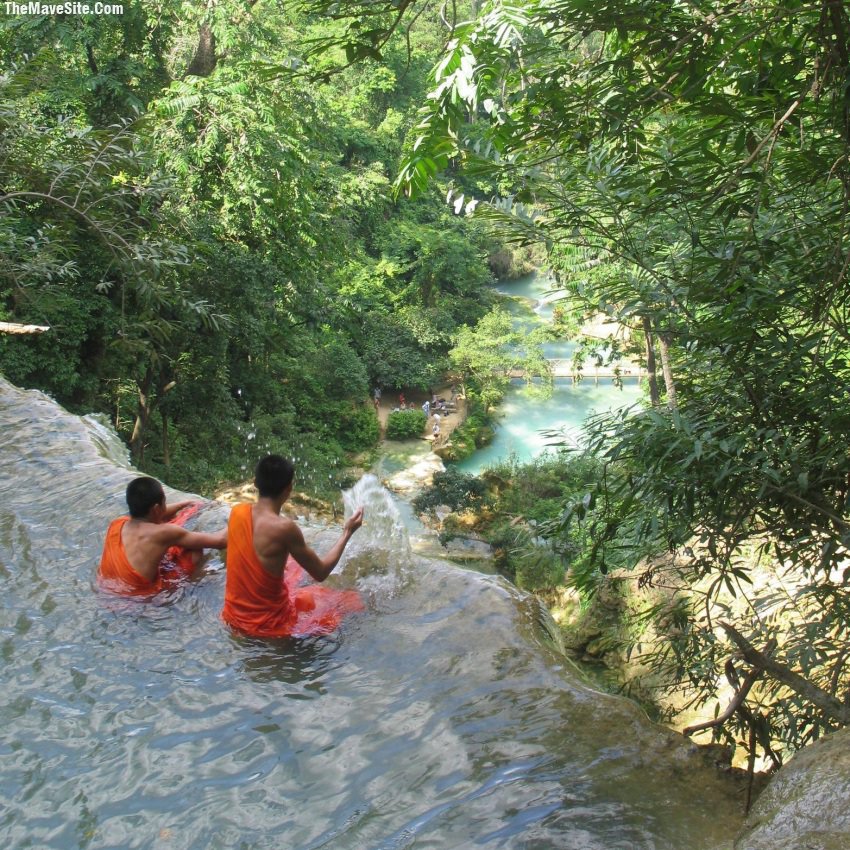 BuddhistsOnAWaterfallInTibet.jpg
