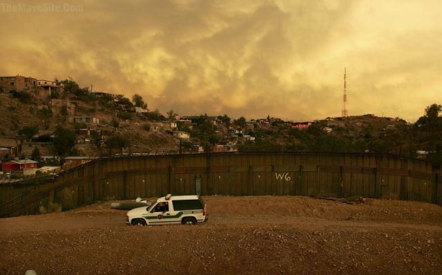 US-MexicoBorder%20(20).jpg