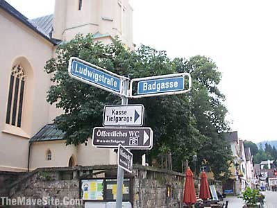 FunnyStreetSigns%20(49).jpg