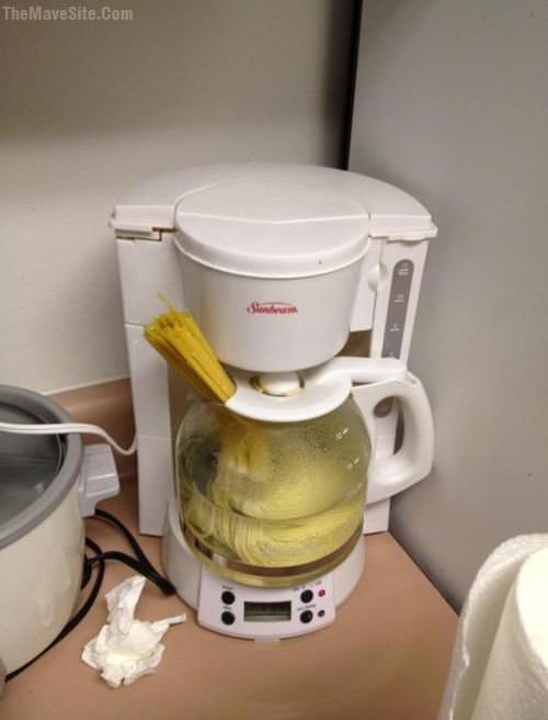 CookingSpaghetti.jpg