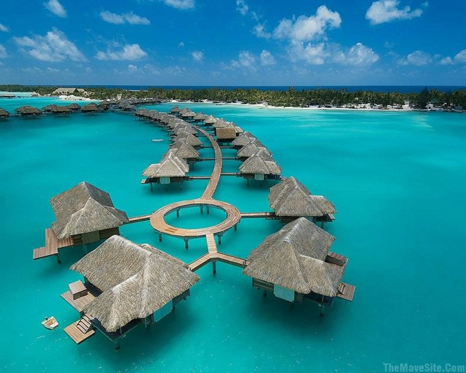 FourSeasonsHotel-BoraBora.jpg