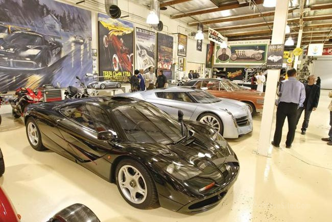 JayLenoGarage%20(18).png