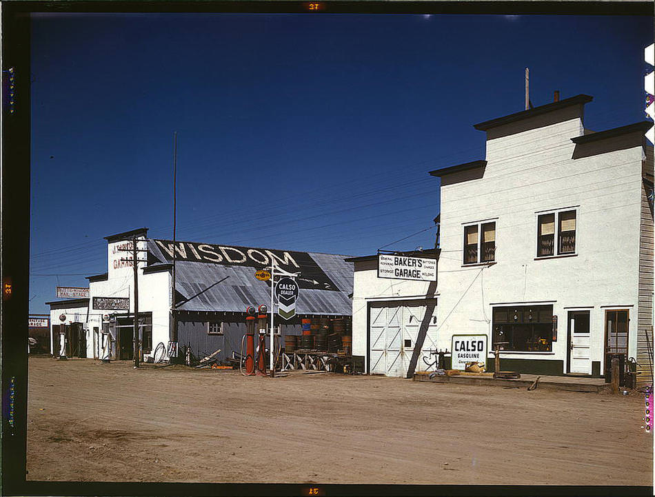 color032.jpg