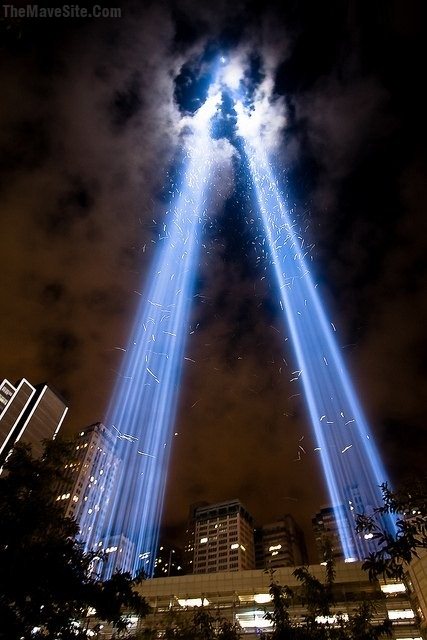 AmazingPictureOfGroundZero.jpg