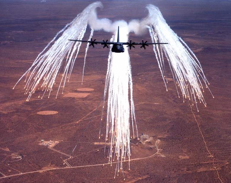 c130j_testingflares.jpg