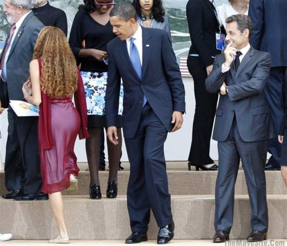 ObamaOgles16YearOldGirl%27sBumAtG8Meeting.jpg