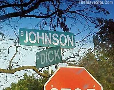 FunnyStreetSigns%20(13).jpg