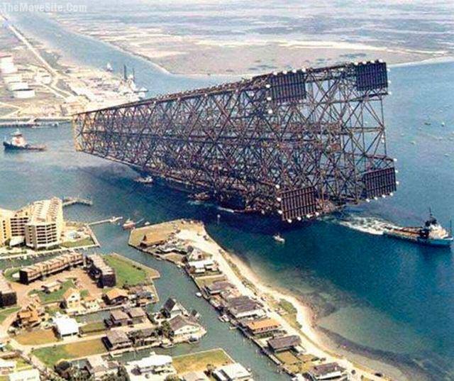 TransportingAnOilRig.jpg