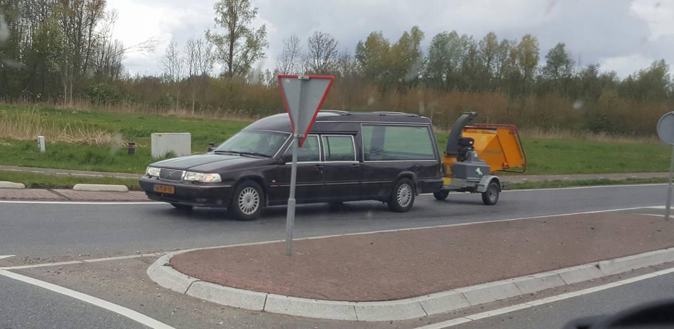 r4znqpl.jpg