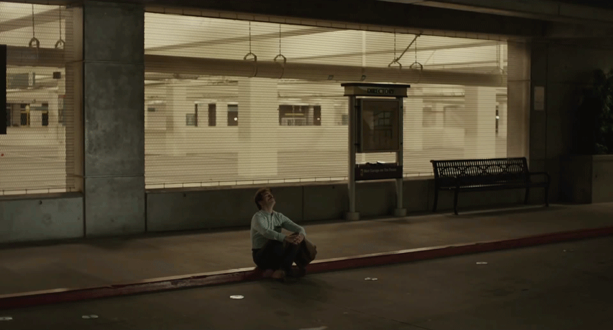 2FDBN5B.gif