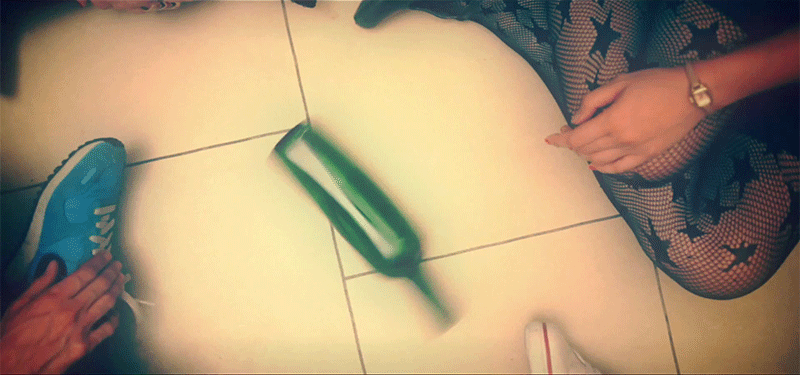 rQRyzQF.gif